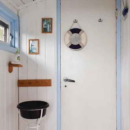 Holiday home Three-bedroom Holiday In Sondeled