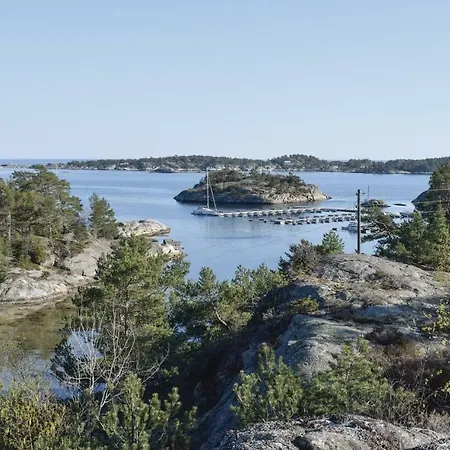 Three-bedroom Holiday In * Sondeled
